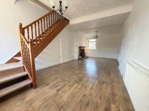 Lounge/Diner- click for photo gallery